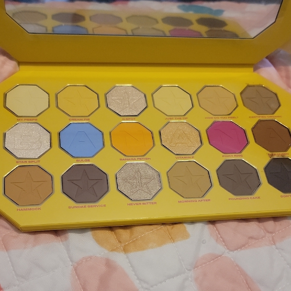 Jeffree Star Banana Fetish Palette - Picture 3 of 7